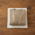 Kasjmier Cardigan met Schuine Knoopsluiting